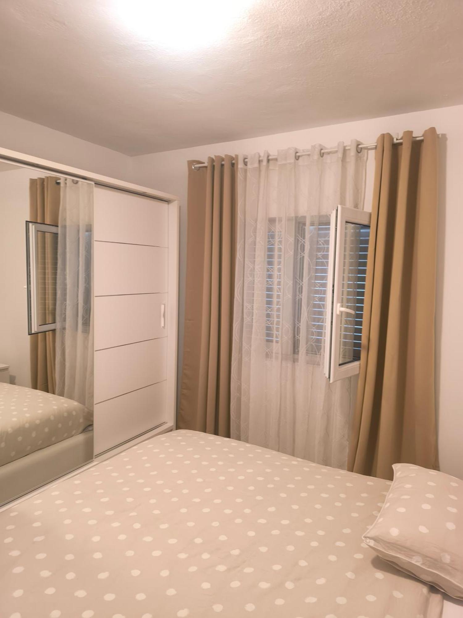 Apartman Rex Svinisce 客房 照片